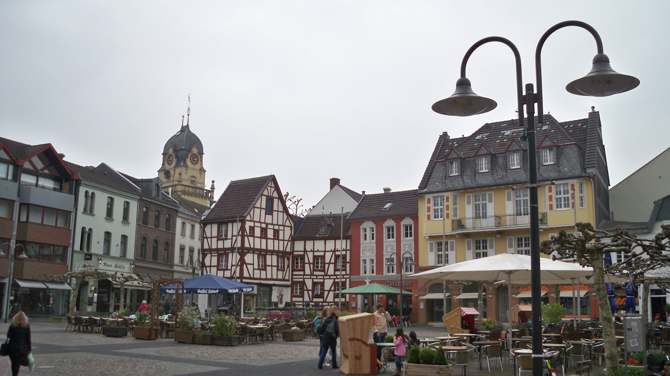 Marktplatz-in-Euskirchen-%C2%A9-Thilo-G%