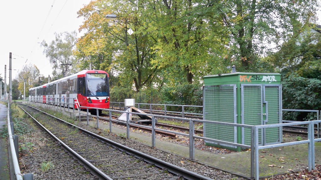 Endhaltestelle KVB Linie 13 Holweide Vischeringer Straße © Landesblog NRW