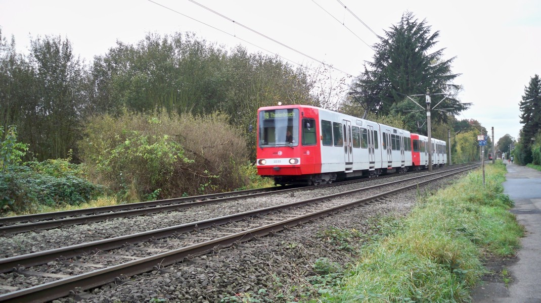 Überland Straßenbahn Köln KVB Linie 18 Richtung Thielenbruch ...