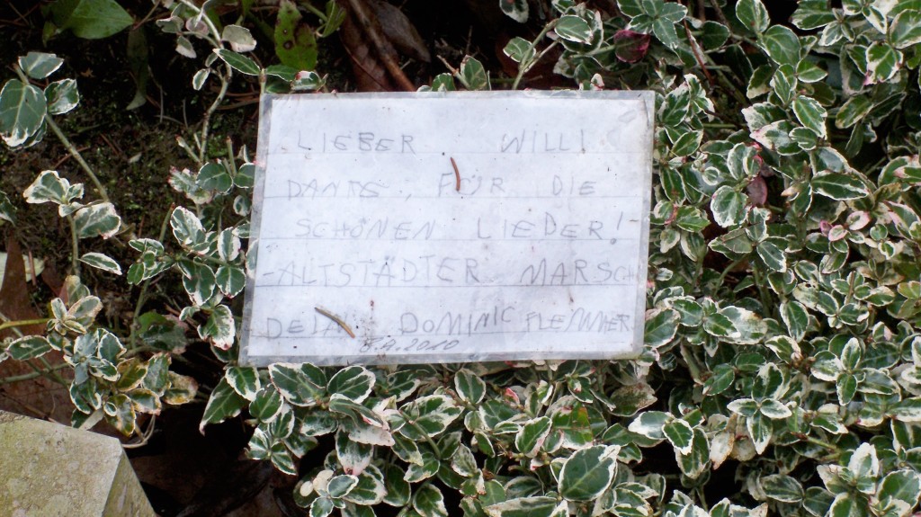 Fan Notiz am Millowitsch Grab