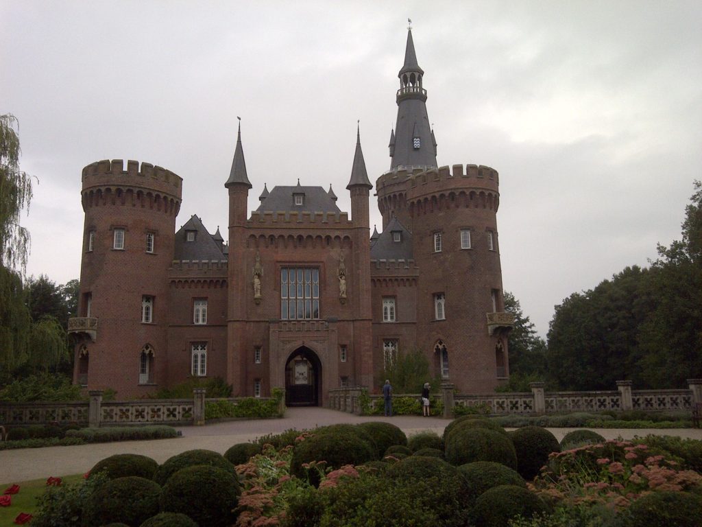 Schloss Moyland von vorne